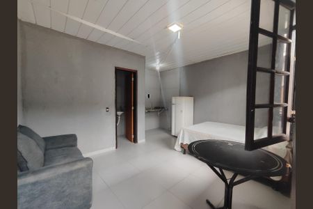 Studio de kitnet/studio para alugar com 1 quarto, 25m² em Vargem Pequena, Rio de Janeiro