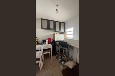Casa à venda com 225m², 3 quartos e 4 vagasQuarto de Serviço