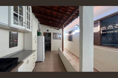 Casa à venda com 225m², 3 quartos e 4 vagasÁrea comum