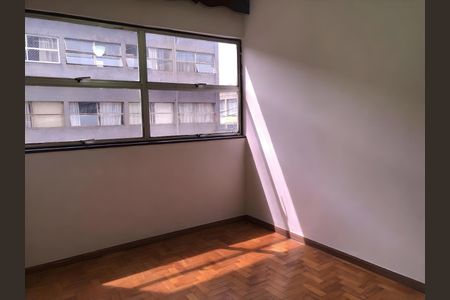 Apartamento à venda com 70m², 3 quartos e sem vagaVista