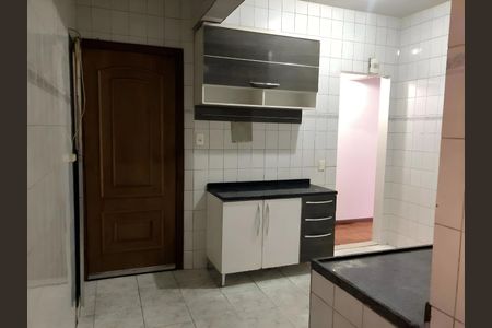 Apartamento à venda com 70m², 3 quartos e sem vagaCozinha