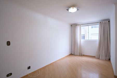 Apartamento à venda com 53m², 2 quartos e 1 vaga Apartamento à venda com 53m², 2 quartos e 1 vagaSala
