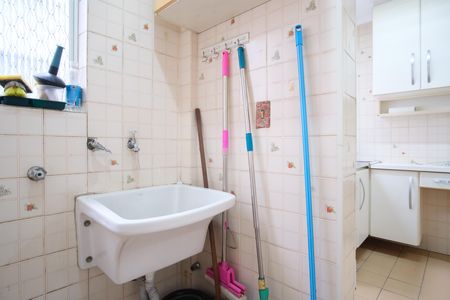 Apartamento à venda com 53m², 2 quartos e 1 vaga Apartamento à venda com 53m², 2 quartos e 1 vagaÁrea de Serviço
