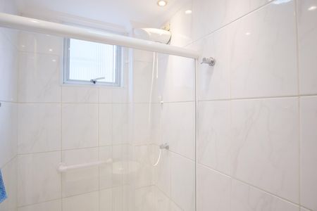 Apartamento à venda com 53m², 2 quartos e 1 vaga Apartamento à venda com 53m², 2 quartos e 1 vagaBanheiro