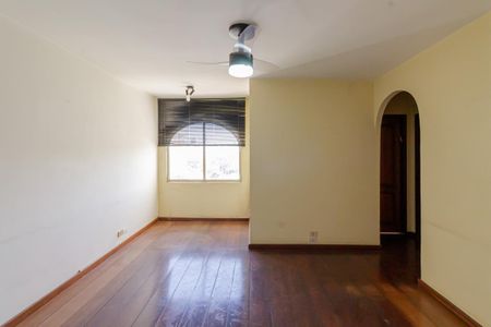 Apartamento para alugar com 70m², 2 quartos e 1 vaga Apartamento para alugar com 70m², 2 quartos e 1 vagaSala