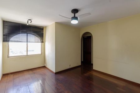 Apartamento para alugar com 70m², 2 quartos e 1 vaga Apartamento para alugar com 70m², 2 quartos e 1 vagaSala