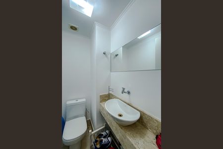 Apartamento à venda com 110m², 2 quartos e 2 vagasLavabo