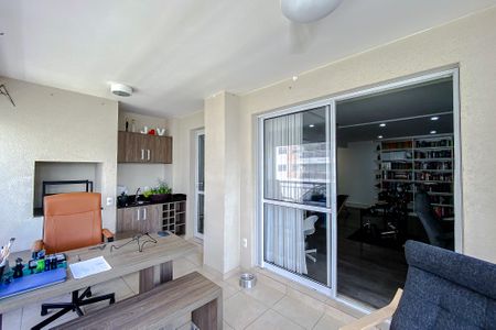 Apartamento à venda com 110m², 2 quartos e 2 vagasVaranda da Sala