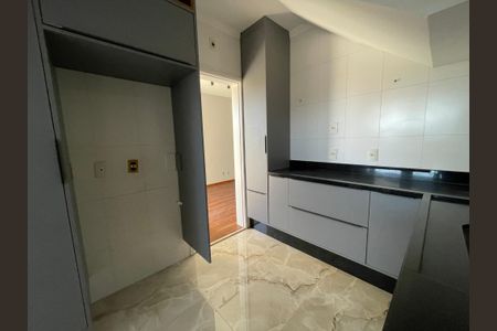 Casa de condomínio para alugar com 134m², 3 quartos e 2 vagasCozinha