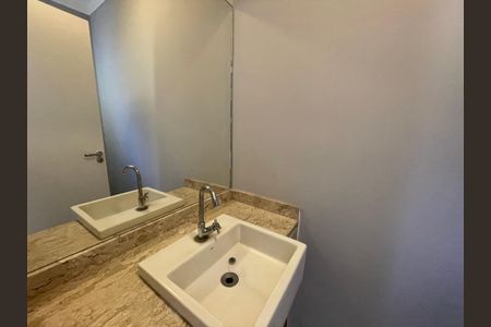 Casa de condomínio para alugar com 134m², 3 quartos e 2 vagasLavabo