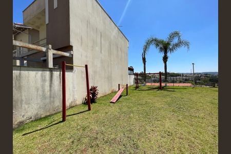 Casa de condomínio para alugar com 134m², 3 quartos e 2 vagasÁrea comum - Playground