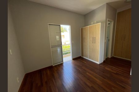 Casa de condomínio para alugar com 134m², 3 quartos e 2 vagasSuíte 1