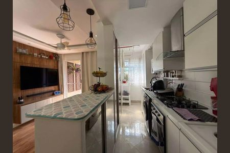 Apartamento à venda com 99m², 3 quartos e 1 vaga Apartamento à venda com 99m², 3 quartos e 1 vagaCozinha