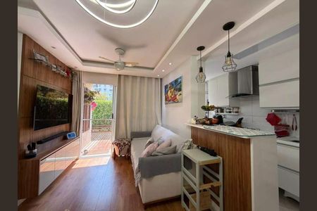 Apartamento à venda com 99m², 3 quartos e 1 vaga Apartamento à venda com 99m², 3 quartos e 1 vagaSala