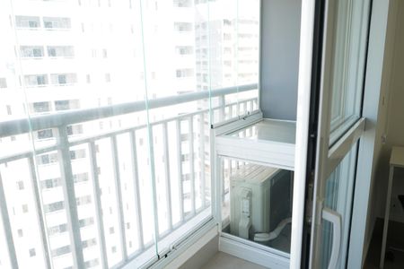 Apartamento para alugar com 24m², 1 quarto e sem vagaSacada