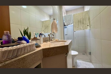 Apartamento à venda com 190m², 3 quartos e 2 vagas Apartamento à venda com 190m², 3 quartos e 2 vagasBanheiro