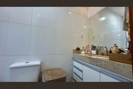 Apartamento à venda com 190m², 3 quartos e 2 vagas Apartamento à venda com 190m², 3 quartos e 2 vagasBanheiro