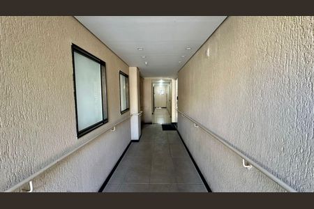 Apartamento à venda com 190m², 3 quartos e 2 vagas Apartamento à venda com 190m², 3 quartos e 2 vagasHall de entrada