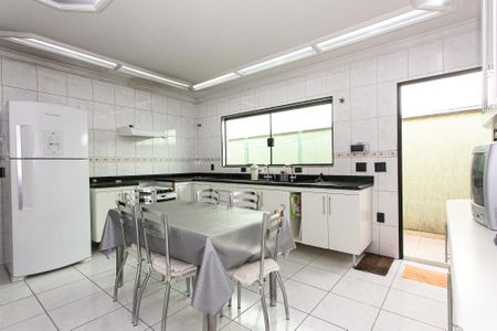 Casa à venda com 127m², 3 quartos e 3 vagasCozinha