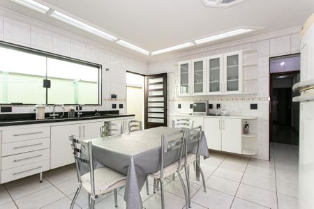 Casa à venda com 127m², 3 quartos e 3 vagasCozinha