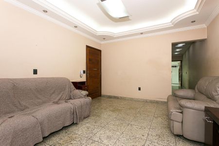 Sala de casa à venda com 3 quartos, 127m² em Vila Carrão, São Paulo