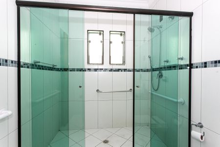 Casa à venda com 127m², 3 quartos e 3 vagasBanheiro 2