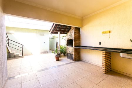 Casa à venda com 127m², 3 quartos e 3 vagasEspaço Gourmet