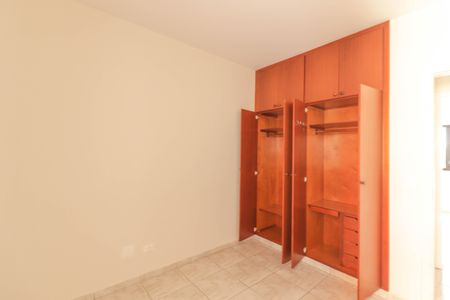 Apartamento para alugar com 110m², 3 quartos e 1 vaga Apartamento para alugar com 110m², 3 quartos e 1 vagaQuarto 2