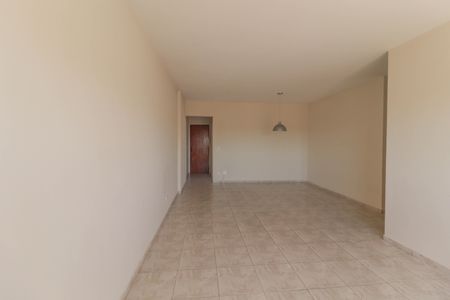 Apartamento para alugar com 110m², 3 quartos e 1 vaga Apartamento para alugar com 110m², 3 quartos e 1 vagaSala