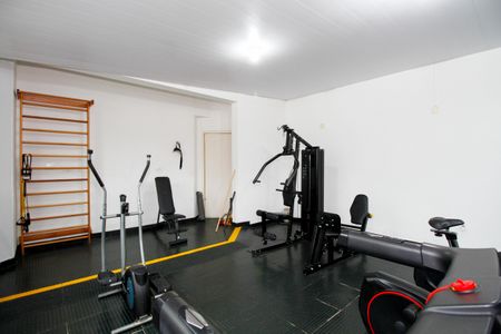 Apartamento para alugar com 40m², 1 quarto e 1 vaga Apartamento para alugar com 40m², 1 quarto e 1 vagaÁrea Comum - Academia