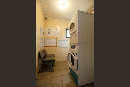 Apartamento para alugar com 40m², 1 quarto e 1 vaga Apartamento para alugar com 40m², 1 quarto e 1 vagaÁrea Comum - Lavanderia