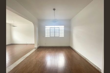Sala 2 de casa à venda com 3 quartos, 275m² em Santa Amelia, Belo Horizonte