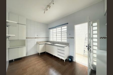 Cozinha de casa à venda com 3 quartos, 275m² em Santa Amelia, Belo Horizonte