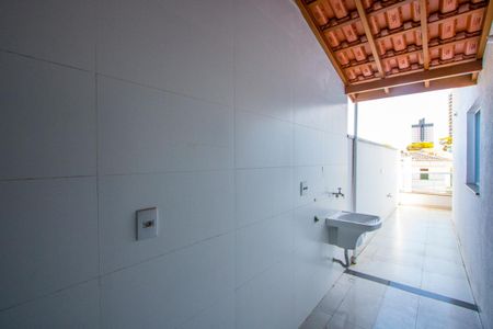 Apartamento à venda com 60m², 2 quartos e 1 vagaÁrea de serviço