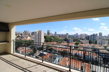 Apartamento à venda com 133m², 3 quartos e 2 vagasVaranda