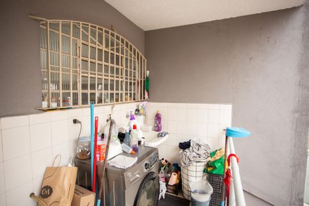 Casa à venda com 160m², 2 quartos e 1 vagaÁrea de Serviço