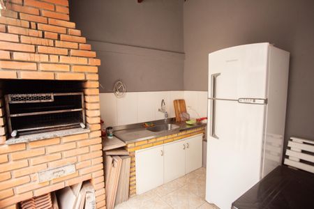 Casa à venda com 160m², 2 quartos e 1 vagaQuintal