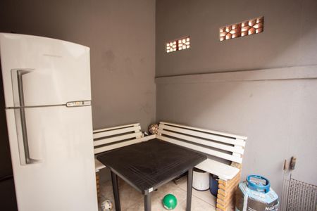 Casa à venda com 160m², 2 quartos e 1 vagaQuintal