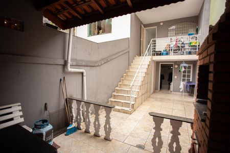 Casa à venda com 160m², 2 quartos e 1 vagaQuintal