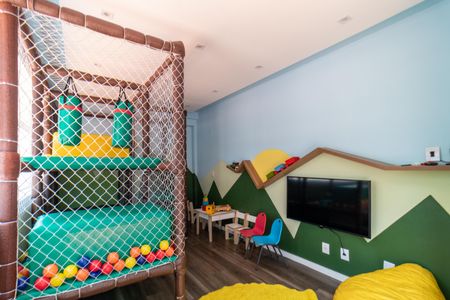 Apartamento à venda com 119m², 3 quartos e 2 vagas Apartamento à venda com 119m², 3 quartos e 2 vagasÁrea comum - Brinquedoteca