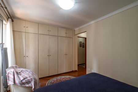 Apartamento à venda com 119m², 3 quartos e 2 vagas Apartamento à venda com 119m², 3 quartos e 2 vagasSuíte