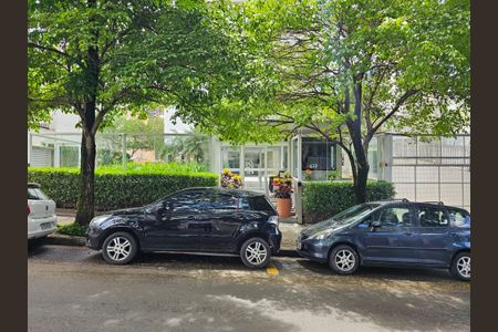 Apartamento à venda com 119m², 3 quartos e 2 vagas Apartamento à venda com 119m², 3 quartos e 2 vagasFachada