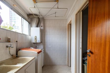 Apartamento à venda com 119m², 3 quartos e 2 vagas Apartamento à venda com 119m², 3 quartos e 2 vagasÁrea de Serviço