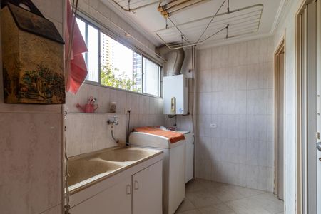 Apartamento à venda com 119m², 3 quartos e 2 vagas Apartamento à venda com 119m², 3 quartos e 2 vagasÁrea de Serviço