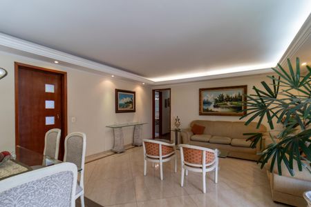 Apartamento à venda com 119m², 3 quartos e 2 vagas Apartamento à venda com 119m², 3 quartos e 2 vagasSala