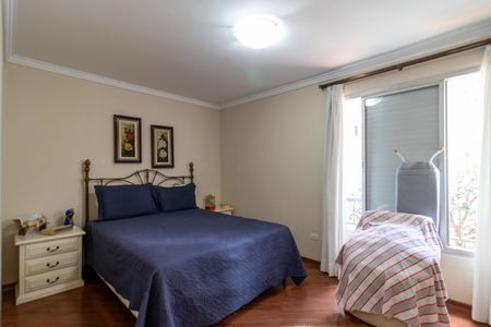 Apartamento à venda com 119m², 3 quartos e 2 vagas Apartamento à venda com 119m², 3 quartos e 2 vagasSuíte