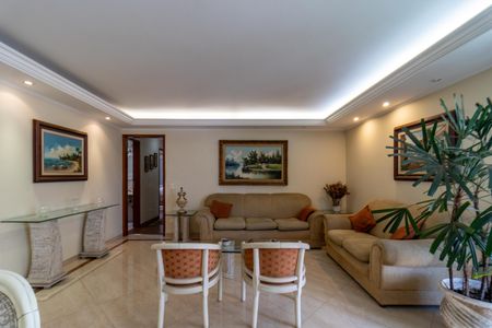 Apartamento à venda com 119m², 3 quartos e 2 vagas Apartamento à venda com 119m², 3 quartos e 2 vagasSala