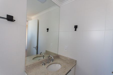 Apartamento para alugar com 64m², 2 quartos e 2 vagas Apartamento para alugar com 64m², 2 quartos e 2 vagasBanheiro da Suíte