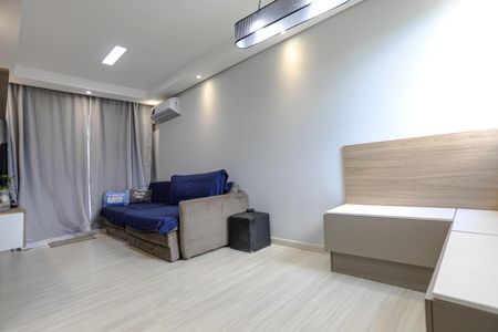 Sala de casa de condomínio para alugar com 2 quartos, 64m² em Conjunto Residencial Nova Bertioga, Mogi das Cruzes