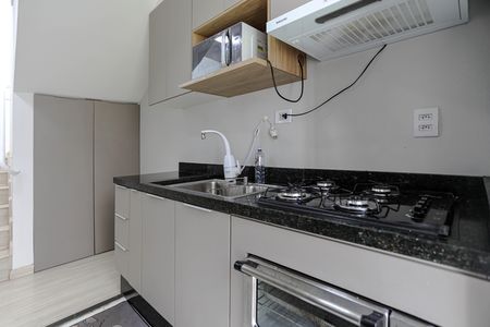Cozinha de casa de condomínio para alugar com 2 quartos, 64m² em Conjunto Residencial Nova Bertioga, Mogi das Cruzes